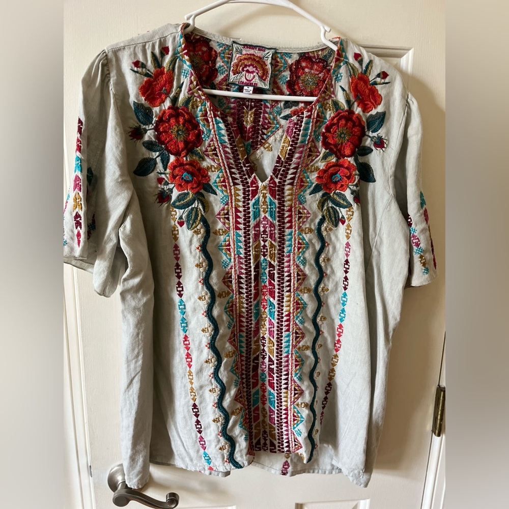 Johnny Was Cream Embroidered Tunic 3/4 Sleeve Blouse